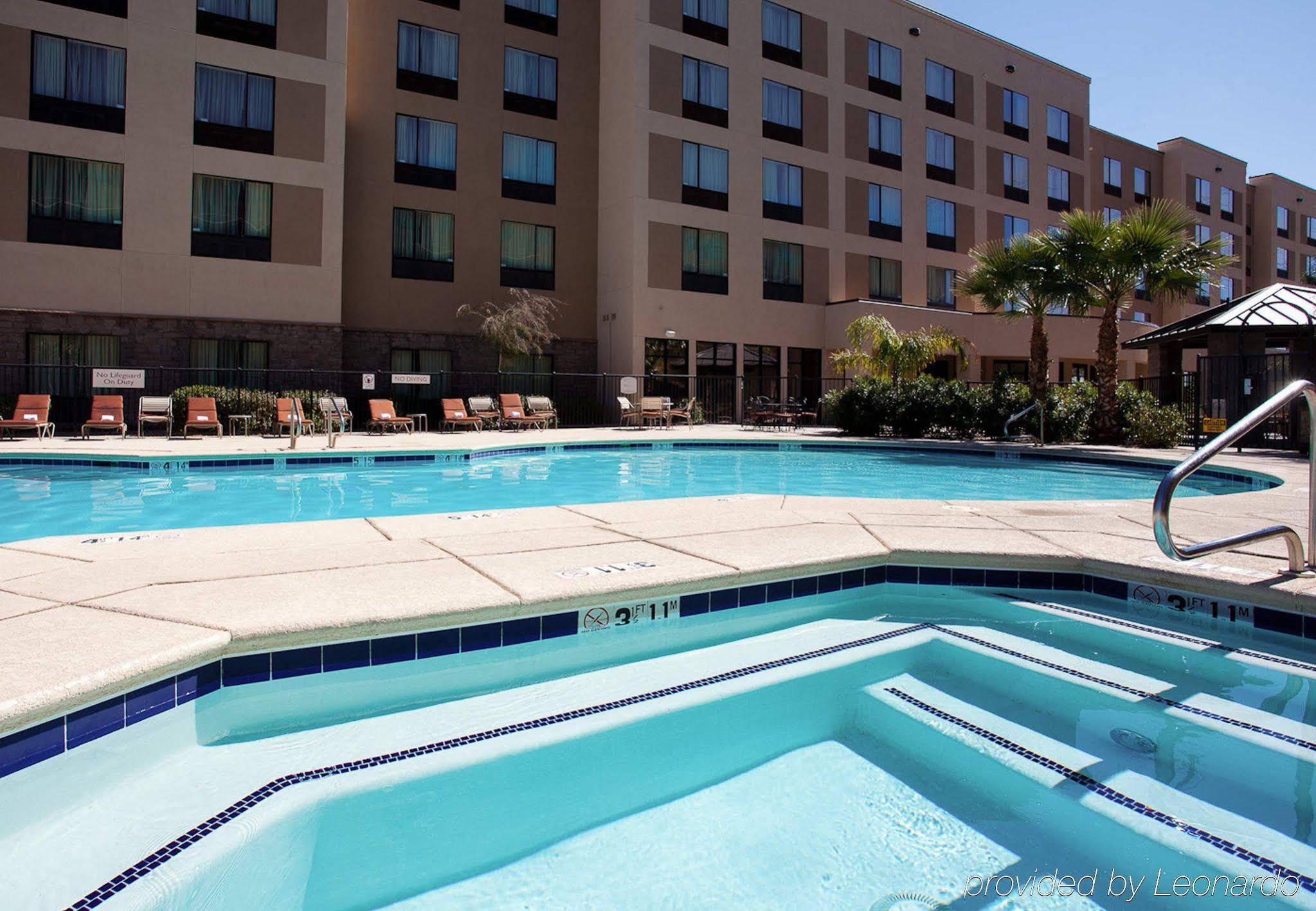Residence Inn Phoenix North Happy Valley Екстериор снимка
