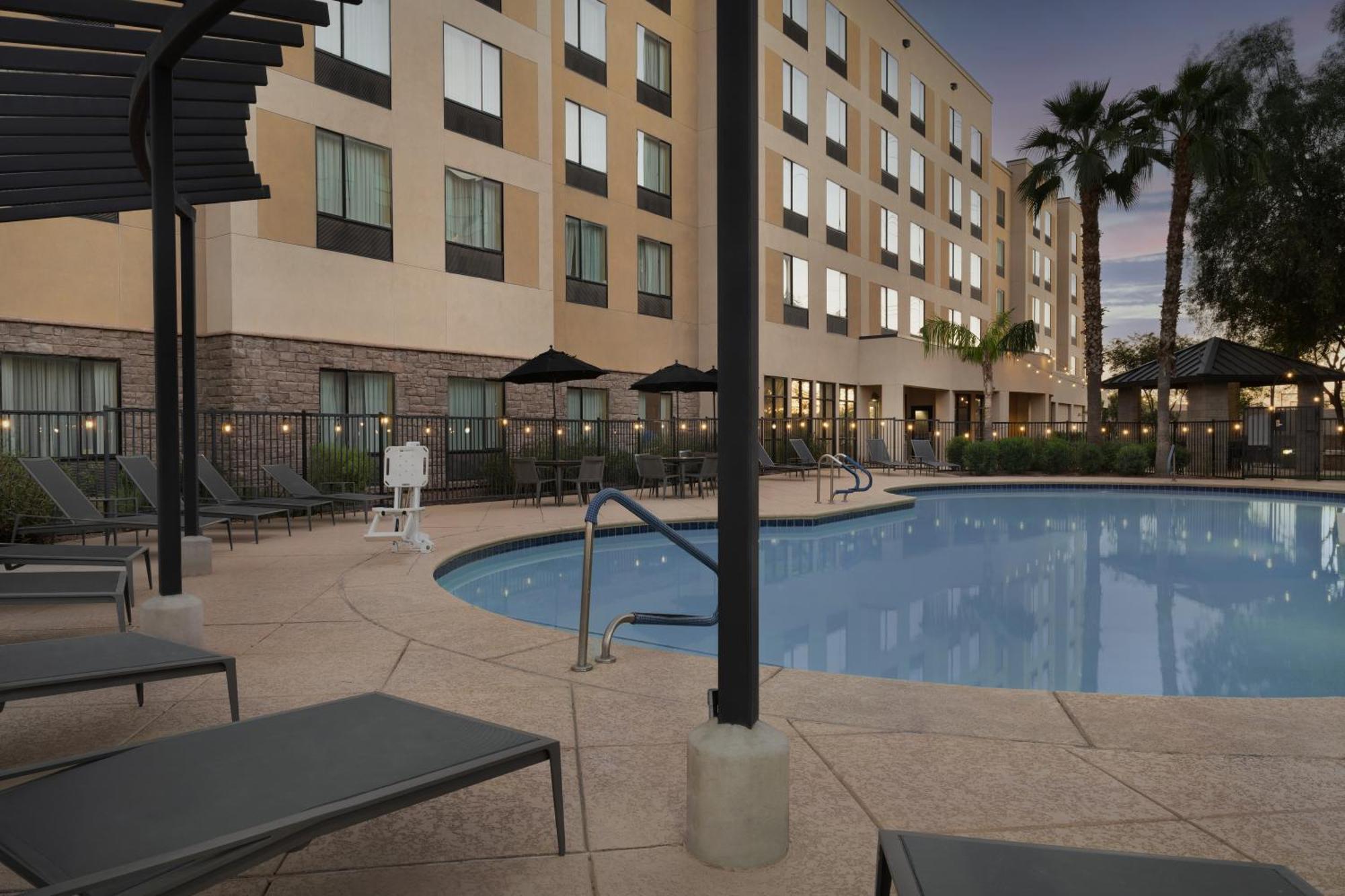 Residence Inn Phoenix North Happy Valley Екстериор снимка